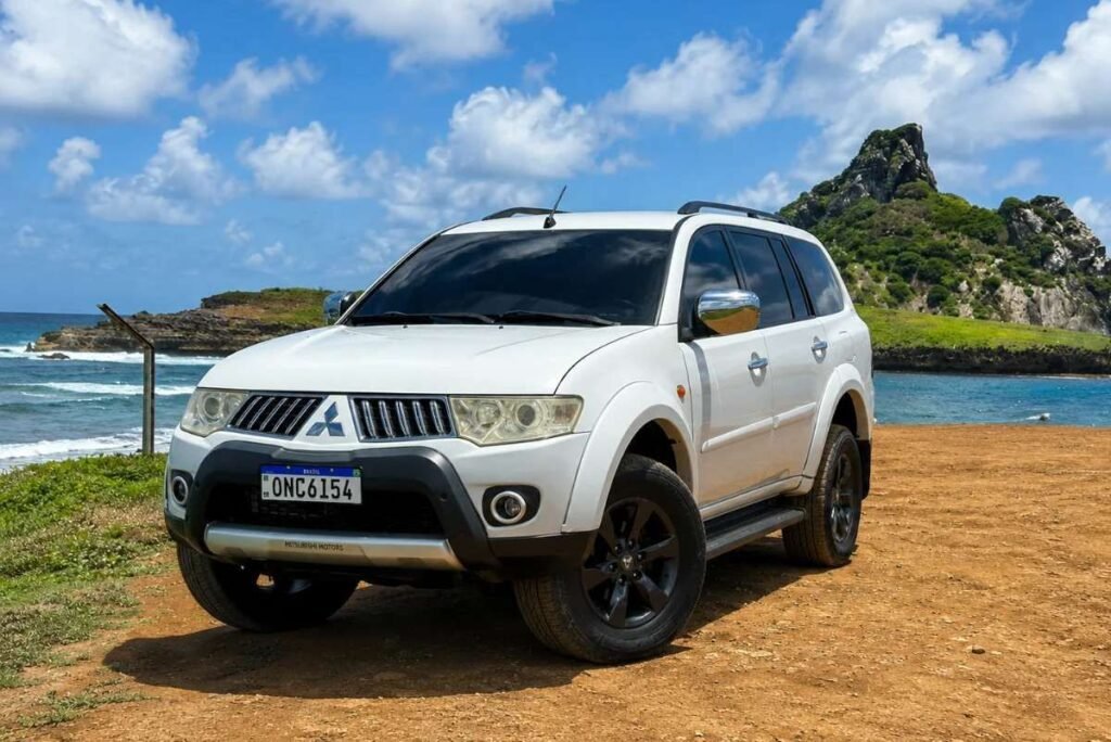 Aluguel de Pajero Dakar em Fernando de Noronha - Noronha Total